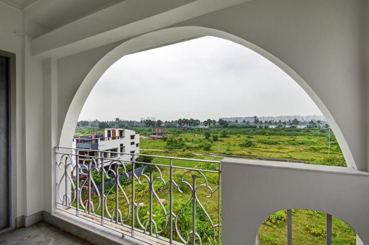 Super Hotel O J M T Upasana Калькутта Экстерьер фото