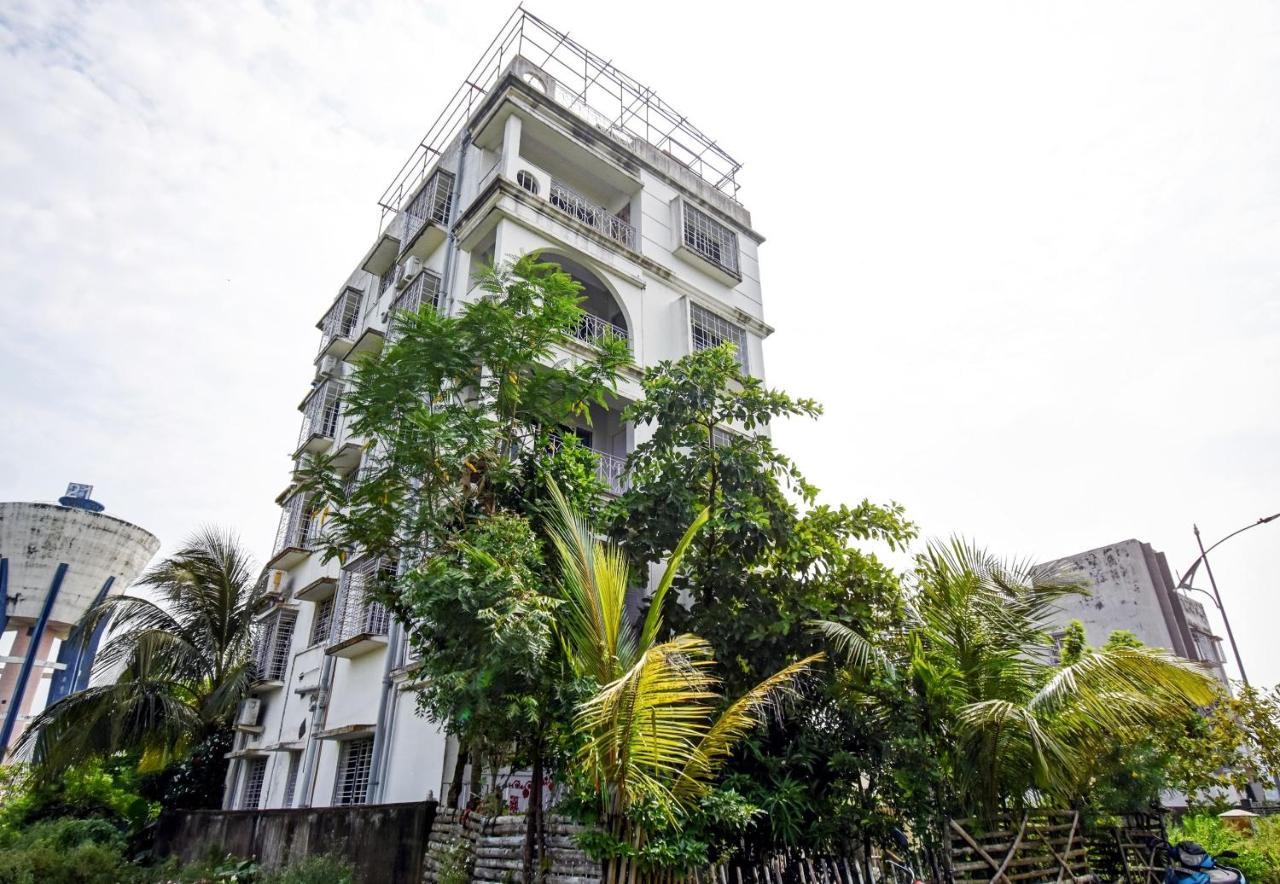 Super Hotel O J M T Upasana Калькутта Экстерьер фото